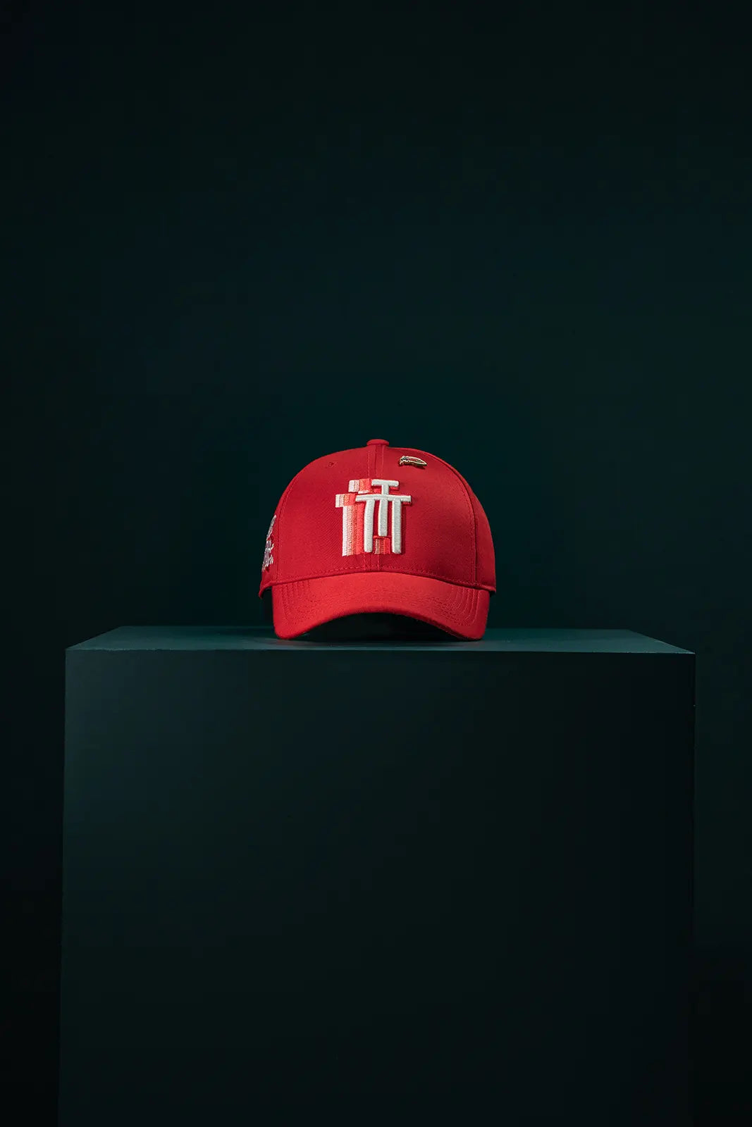 RUBRUM Modern Crown Red cap